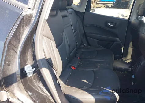 2019 Jeep Compass Limited 4X4 from USA, damaged, VIN 3C4NJDCB9KT697908